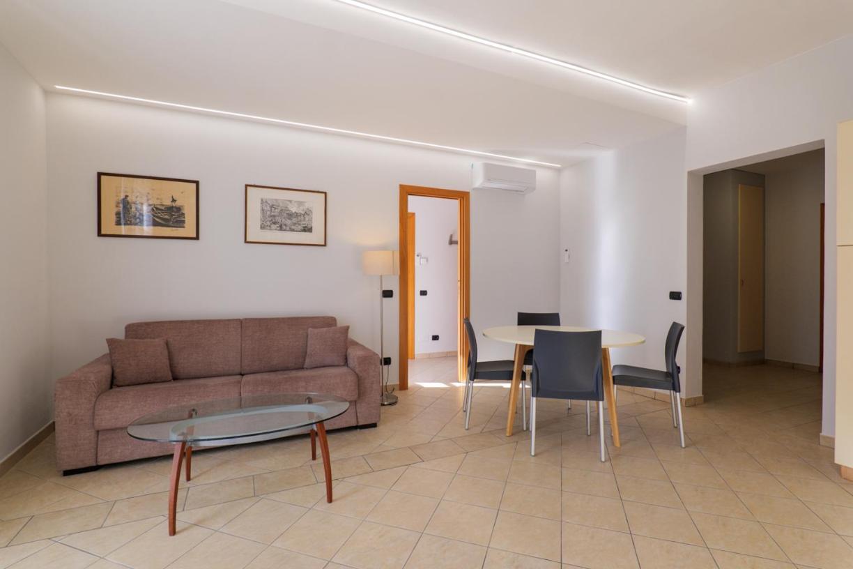 Appartamenti Lungolago Verbania Exteriör bild